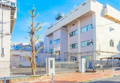 板橋区立西台中学校
