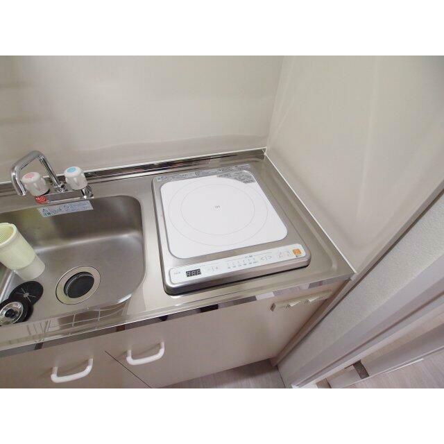 IHコンロ付き。