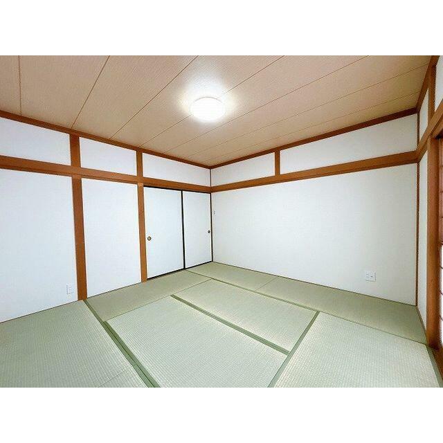 「和室」別角度からのお写真です