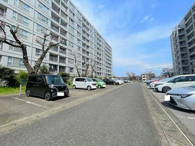 「駐車場」