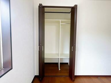 洋室約6帖 収納