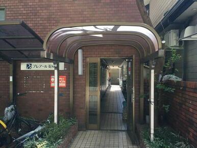 エントランス