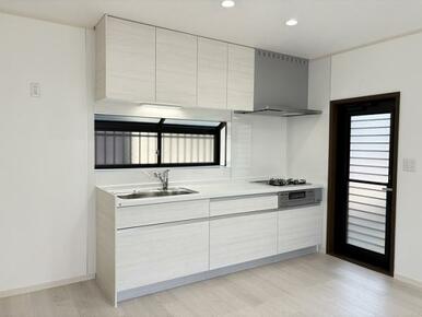 「システムキッチン」新品交換済みです