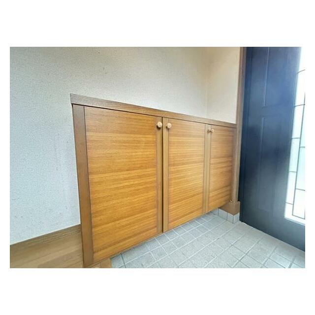 シューズボックス