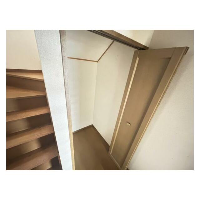 階段下収納