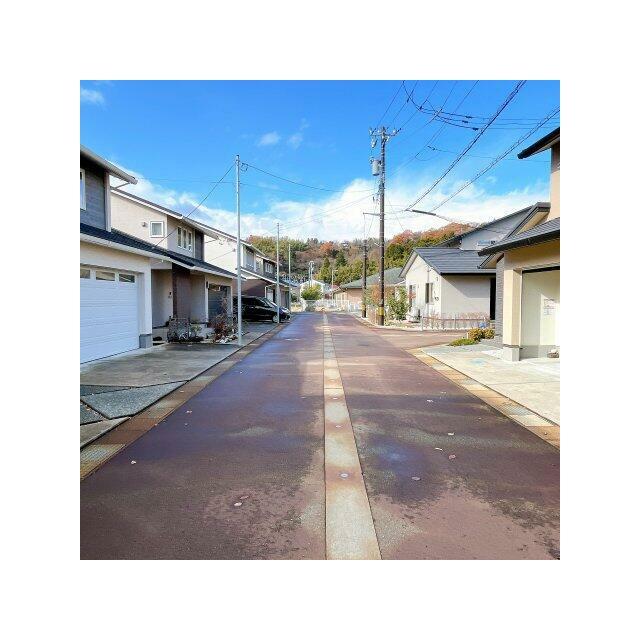 前面道路は融雪装置付き！