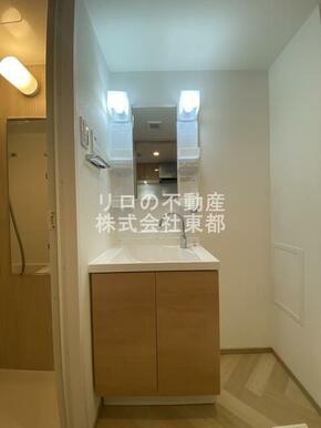 嬉しい洗面台は独立タイプ！