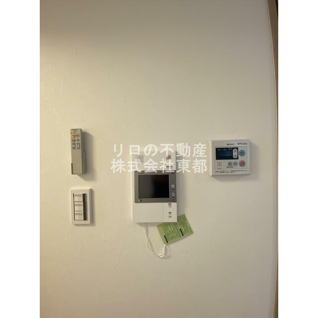 訪問者が一目で分かるＴＶモニタ付インターホンです！