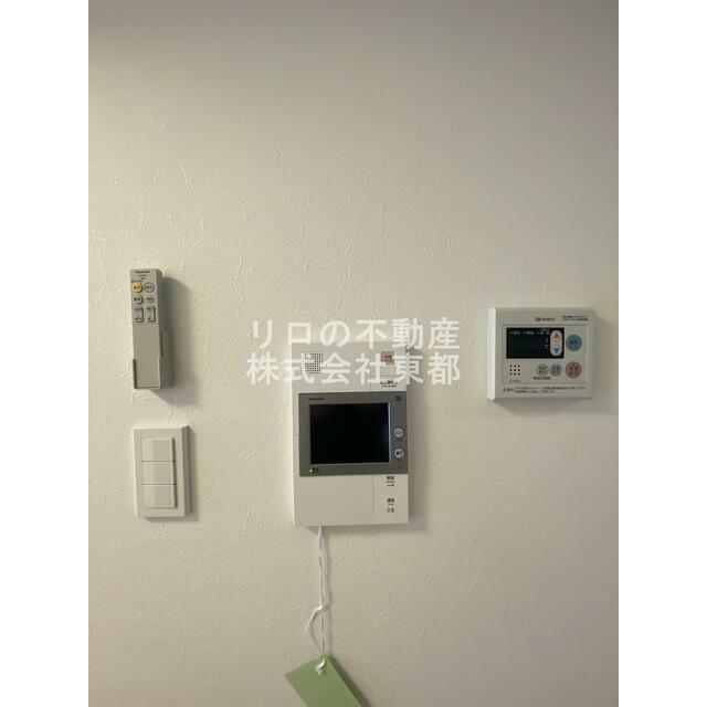 訪問者が一目で分かるＴＶモニタ付インターホンです！