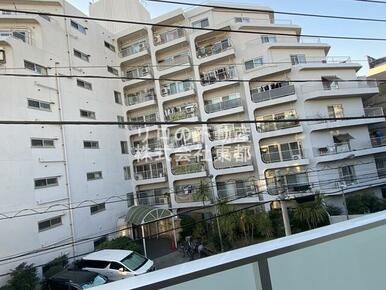 お部屋からの景色です！圧迫感がないので暮らしやすい♪