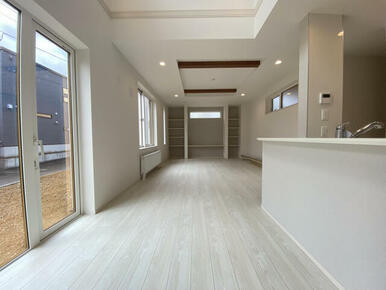 【2号棟】LDK（20.0J）