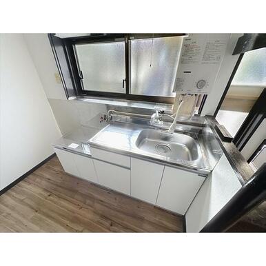 お好みのガス台を設置できます