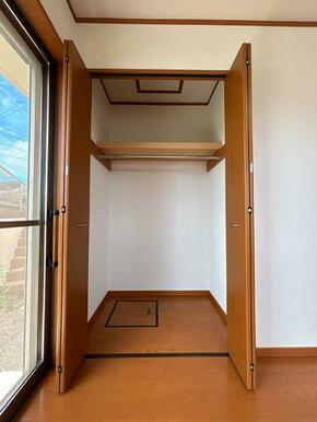 洋室２クローゼット