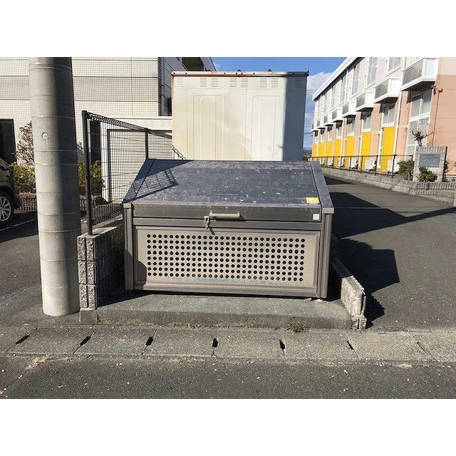 ゴミ捨て場
