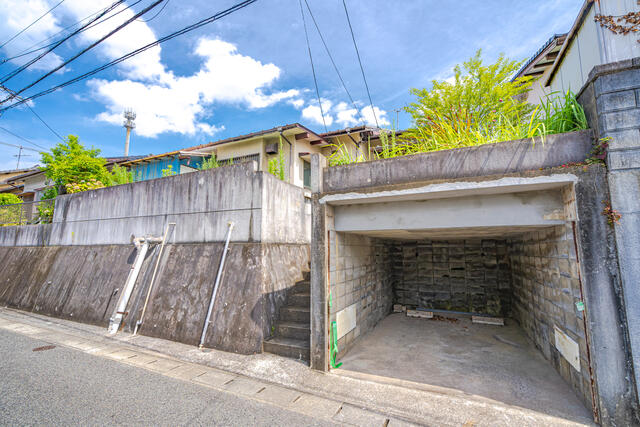 物件画像 中間市 鍋山町 (通谷駅) 1階建 5SDK