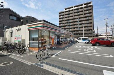 セブンイレブン泉大津駅南店