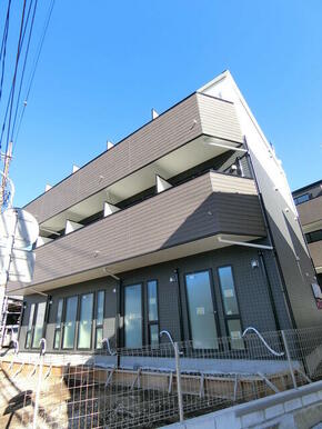 スタイリッシュなデザイナーズアパートメント