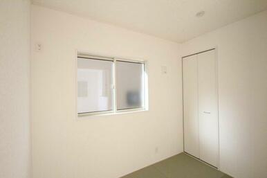 リビングの隣に3帖の和室