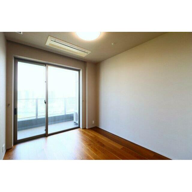 ②