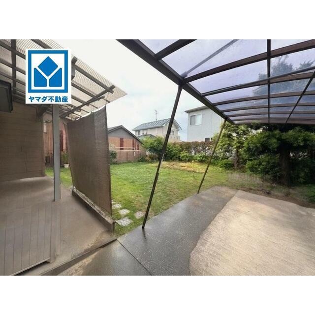 公園や周辺の買い物施設等が充実しており生活環境が整っています。