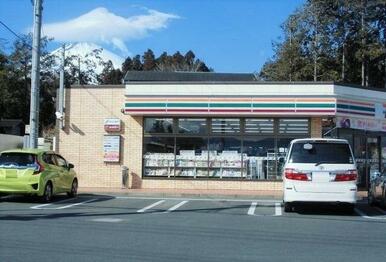 セブンイレブン御殿場板妻北店