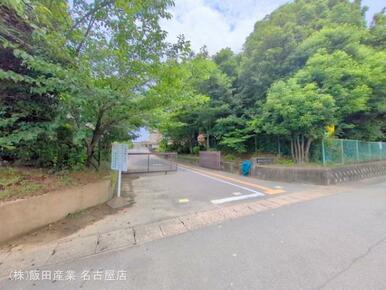 蟹江町立学戸小学校