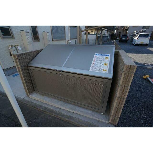 敷地内ゴミストッカー有