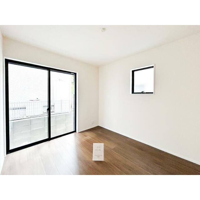 リビングとは別に静かな時間を楽しめる部屋（3号棟）