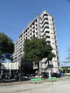 １１Ｆ建ての鉄骨鉄筋コンクリート造のマンションとなります。