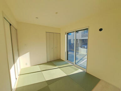 あると落ち着く『和室』付♪家事の休憩スペースやお子様のお昼寝スペースとしても活躍します♪もちろんお客