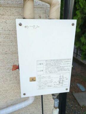 太陽光熱給湯システム(補助熱源器)