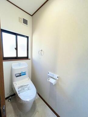 トイレ新品交換済み