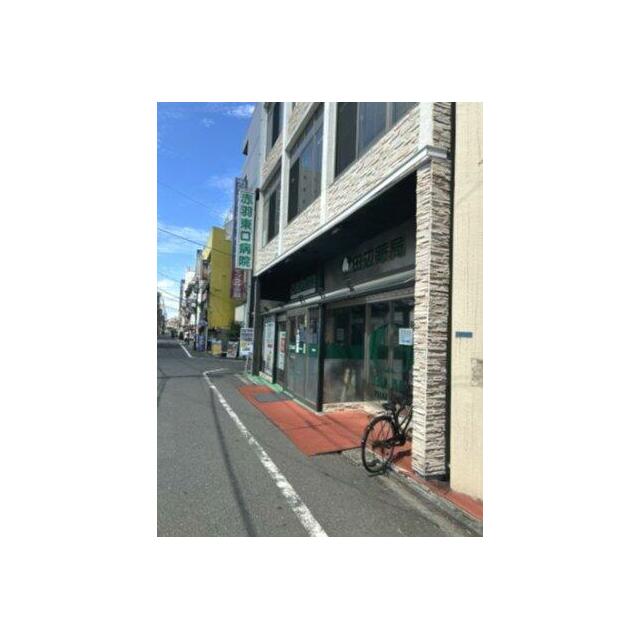 病院も近く徒歩3分にございます。