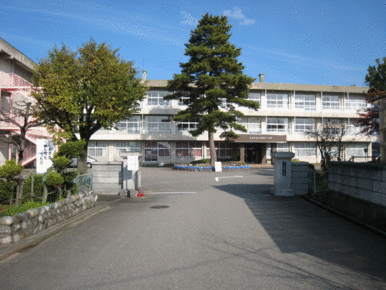 水橋西部小学校