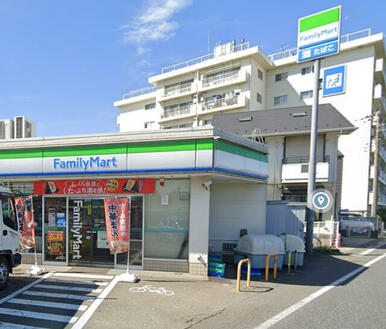 ファミリーマート上丸子天神町店