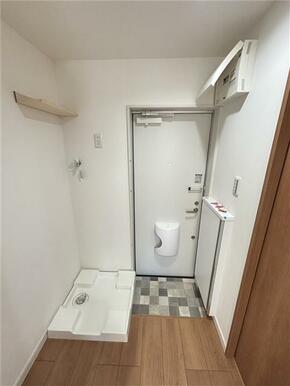 建築中のため類似物件の参考写真です