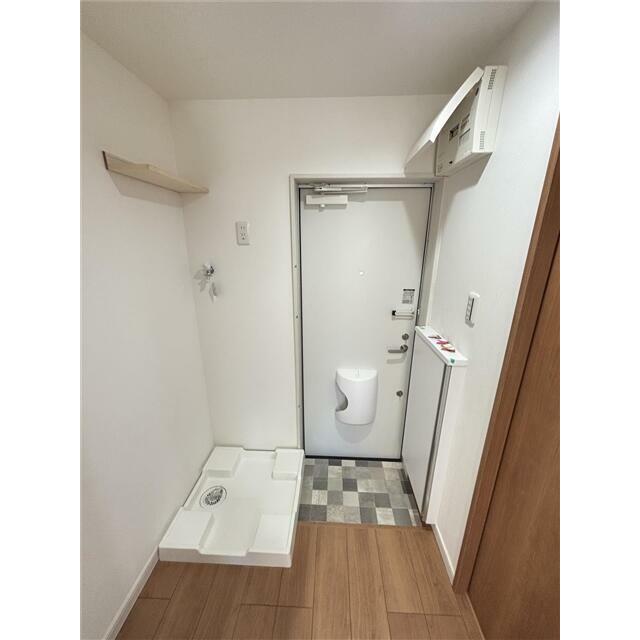 建築中のため類似物件の参考写真です