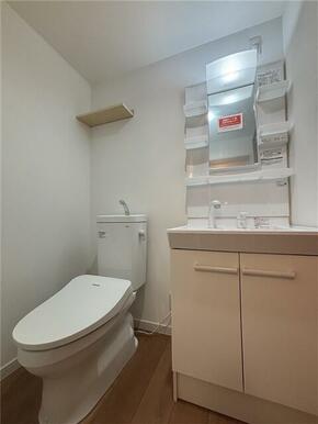 建築中のため類似物件の参考写真です