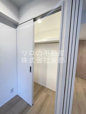 パイプハンガー付き☆畳まず衣類を掛けることができます♪