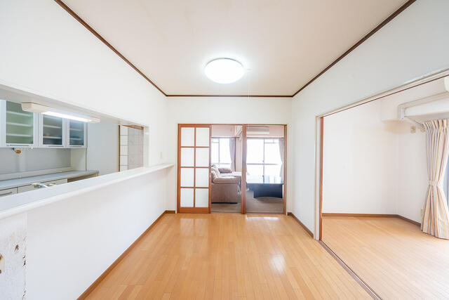 物件画像 サングレイス穴生１号館 3階 4LDK