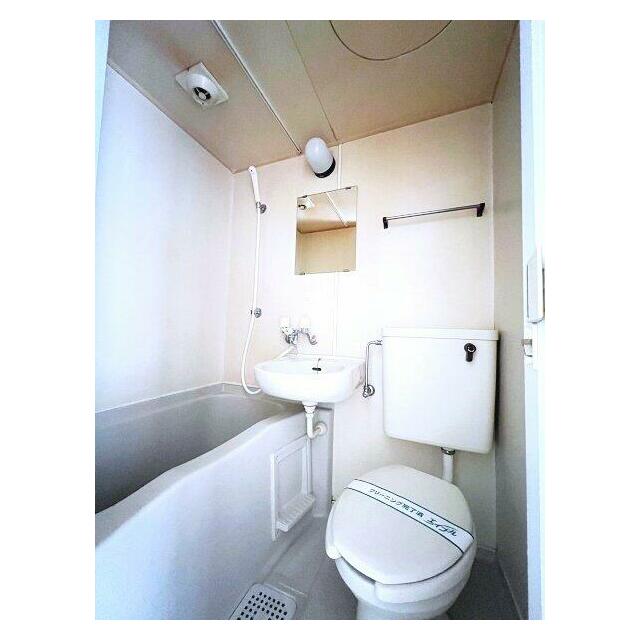 お掃除のしやすいユニットバス