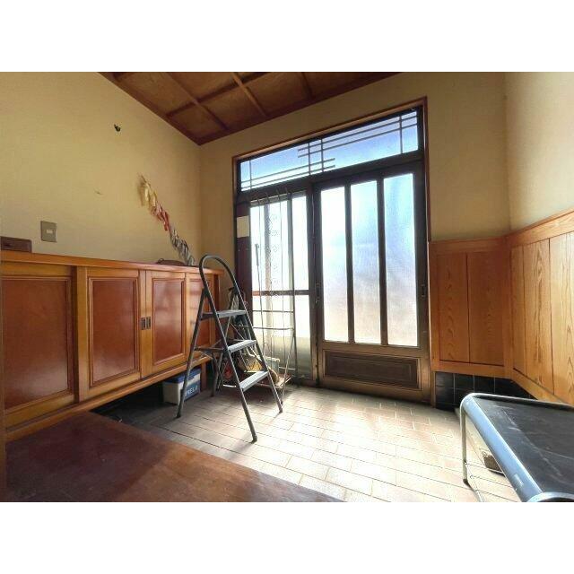 落ち着いた玄関です
