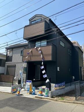 日を重ねるごとにこの佇まいに愛着が湧いてきそう（1号棟）