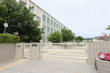 高針台中学校