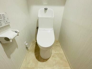 トイレ新品交換