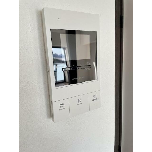 モニター付インターホン完備