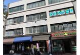 情報提供会社
