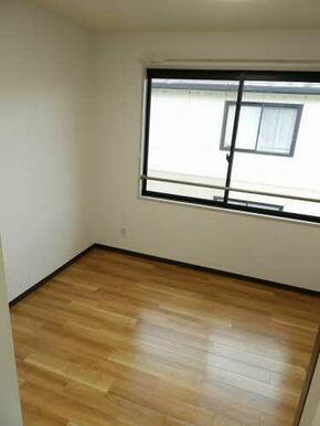 キッチン横洋室