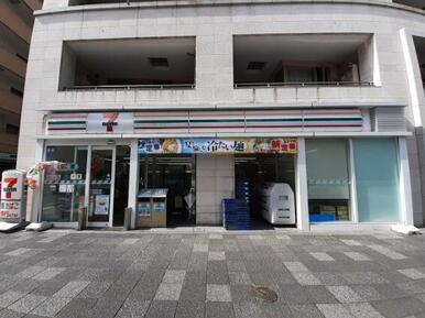 セブンイレブン京都小川御池