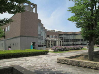 鯖江市図書館